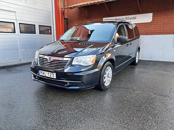 LANCIA VOYAGER 2.8 EXECUTIVE 163 ch BVA - 7 PLACES CUIR - ATTELAGE - 184000 km