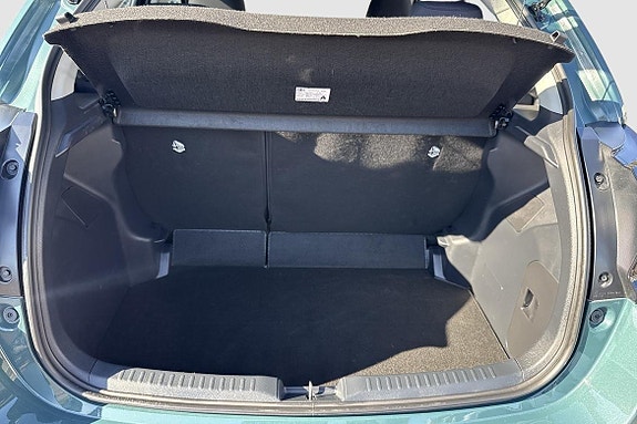 Toyota Yaris 11 of 11