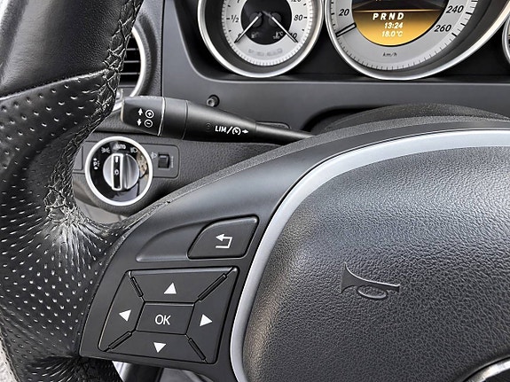 Mercedes-Benz C220 17 of 21
