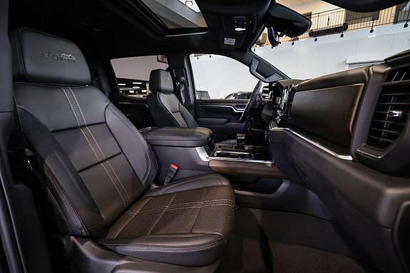 Chevrolet Silverado EV 20 of 30