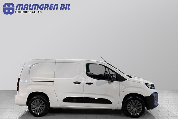 Peugeot Partner 2 of 13