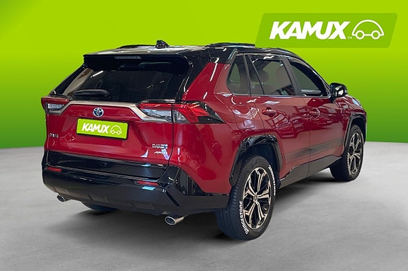 Toyota RAV4 4 of 24