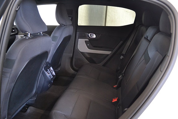 Polestar 2 10 of 15