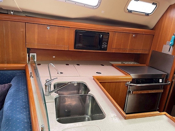 Hunter 356  2-kabin 11 of 21