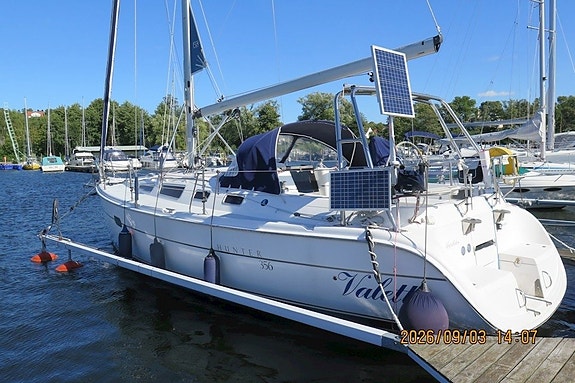 Hunter 356  2-kabin 3 of 21