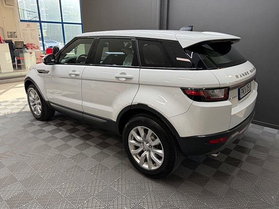 Land Rover Range Rover Evoque 3 of 7