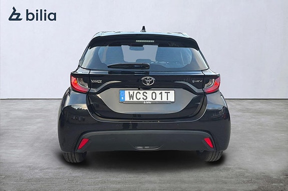 Toyota Yaris 6 of 20