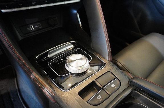MG ZS 19 of 21