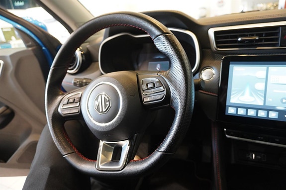MG ZS 20 of 21
