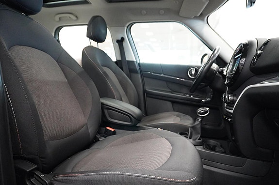 MINI Countryman Cooper SE 5 of 18