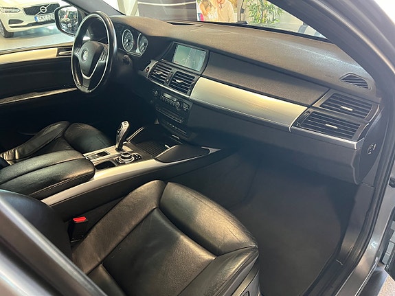 BMW X6 11 of 22