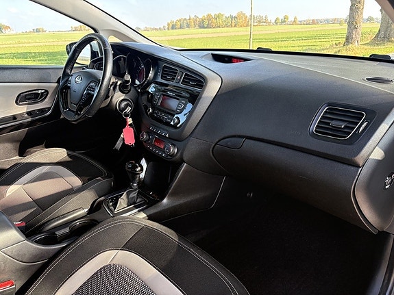 Kia Ceed 17 of 24