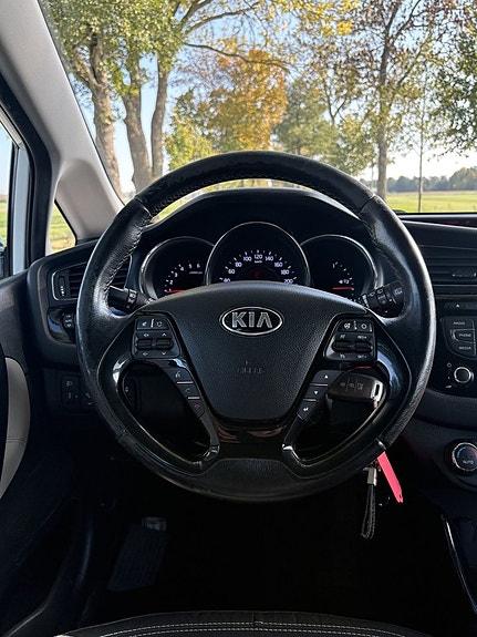 Kia Ceed 11 of 24