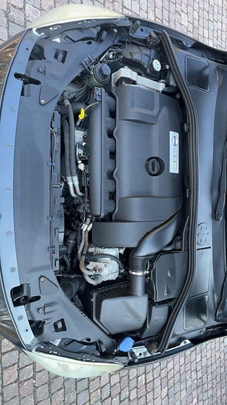 Volvo V60 13 of 17