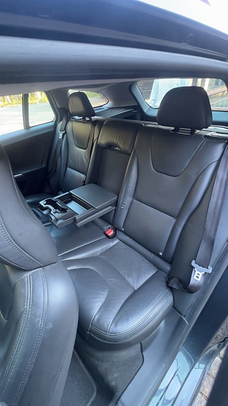Volvo V60 8 of 17
