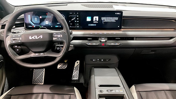 Kia EV9 7 of 15