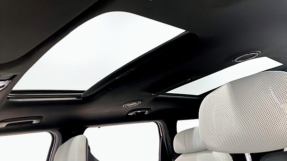 Kia EV9 14 of 15