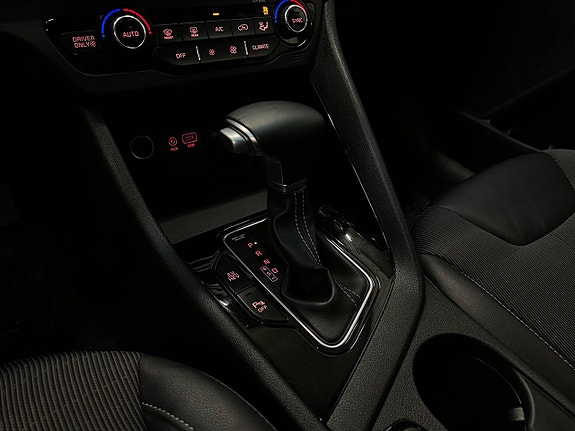 Kia Niro 19 of 30