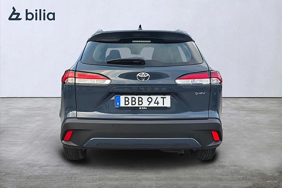Toyota Corolla Cross 6 of 17