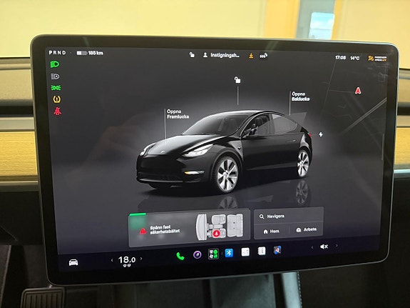 Tesla Model Y 11 of 22