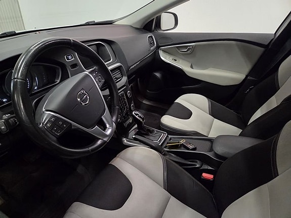 Volvo V40 Cross Country 10 of 10