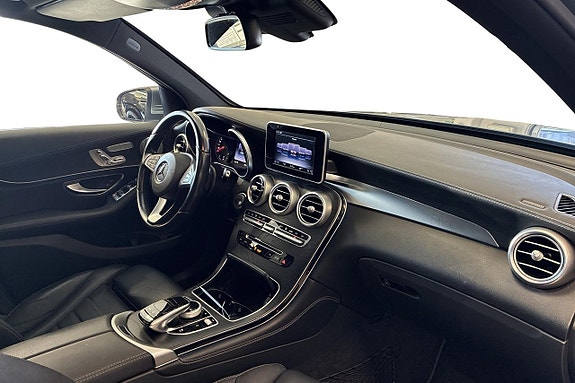 Mercedes-Benz GLC250 d 10 of 14
