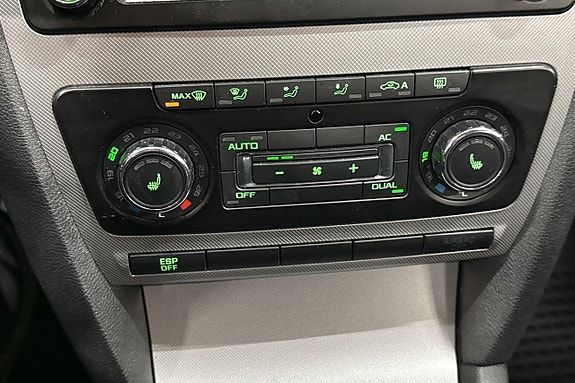 Skoda Octavia 10 of 15