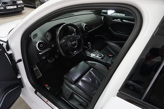 Audi S3 11 of 26