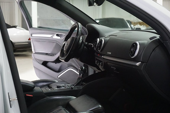 Audi S3 23 of 26