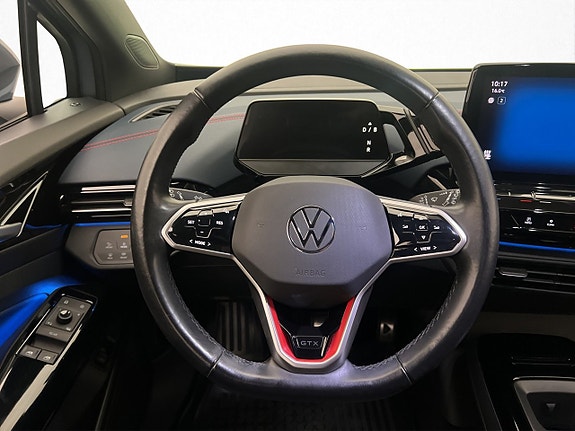 Volkswagen ID.4 GTX 15 of 30
