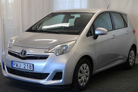 Toyota Verso-S 4 of 17