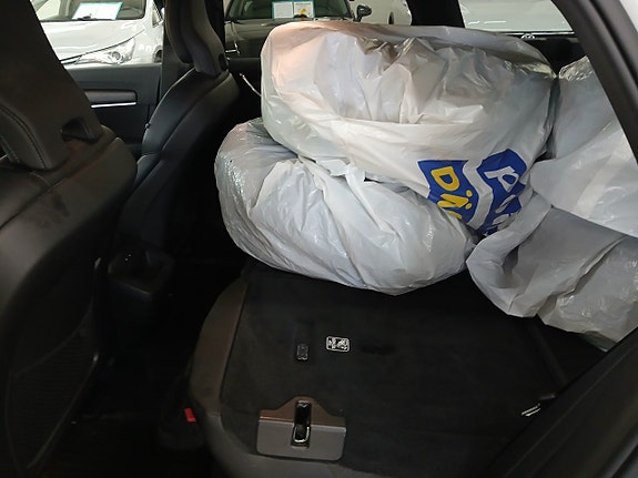 Volvo V90 Cross Country 17 of 30