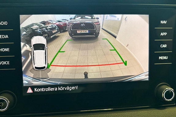 Skoda Karoq 20 of 23