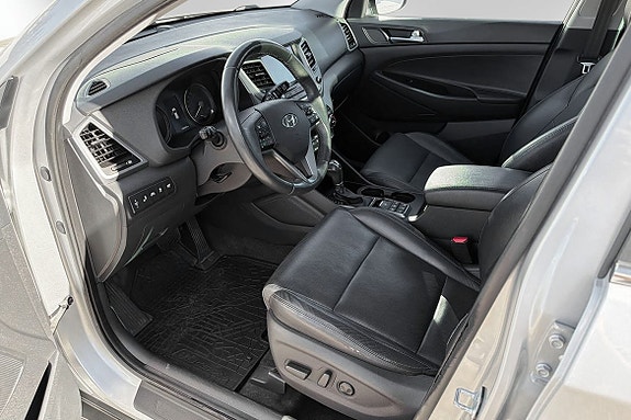 Hyundai Tucson 4 of 12