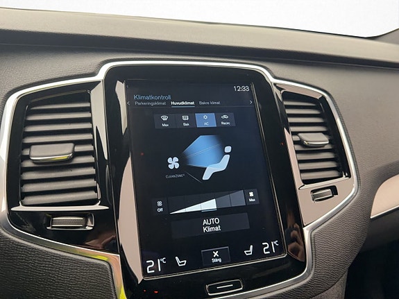 Volvo XC90 28 of 30