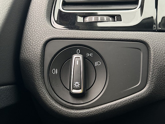 Volkswagen Golf I 14 of 28