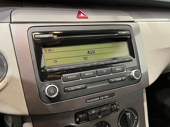 Volkswagen Passat 17 of 17
