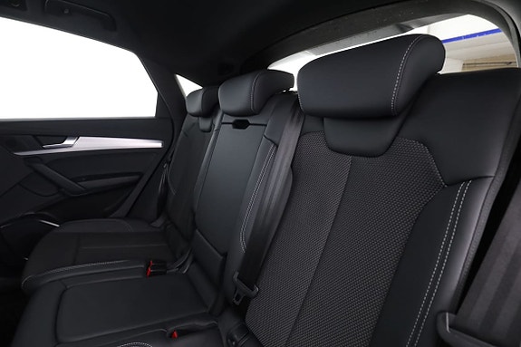 Audi Q5 15 of 30