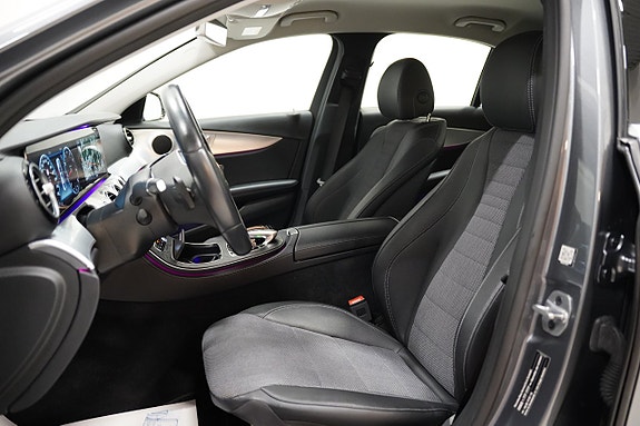 Mercedes-Benz E200 9 of 23