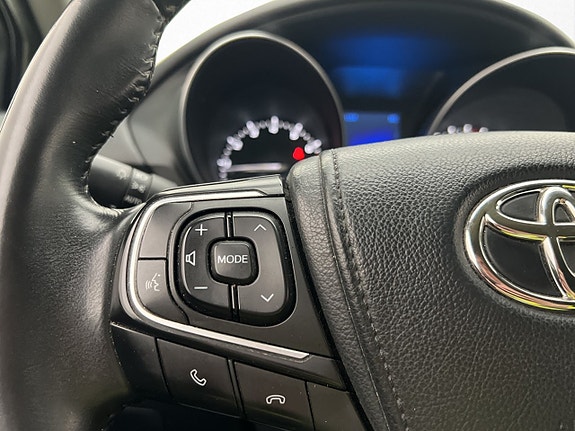 Toyota Avensis 17 of 30