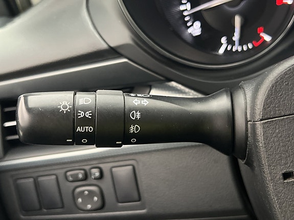 Toyota Avensis 16 of 30