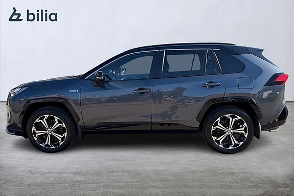 Toyota RAV4 3 of 21