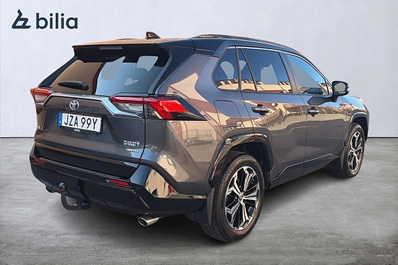 Toyota RAV4 18 of 21