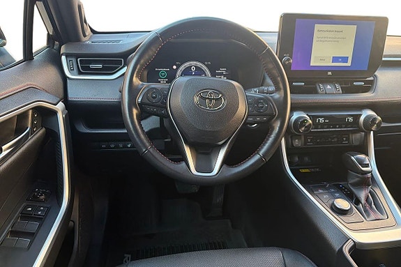 Toyota RAV4 11 of 21