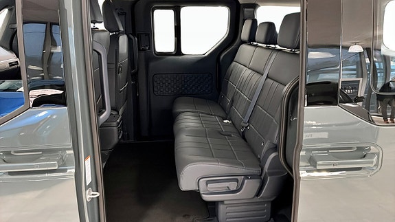 Kia PV5 5 of 12