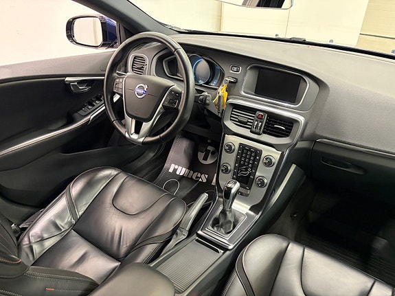 Volvo V40 17 of 20