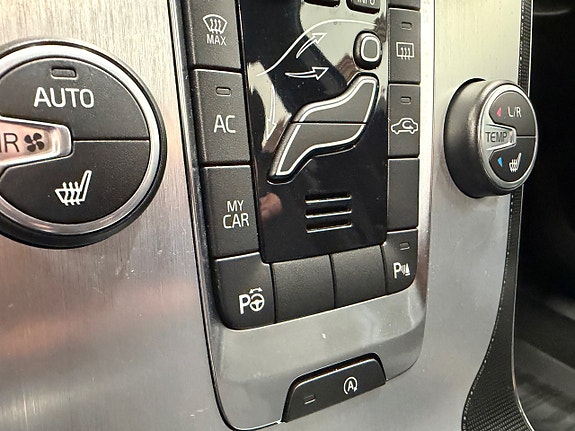 Volvo V40 11 of 20
