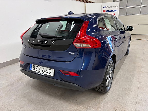 Volvo V40 15 of 20