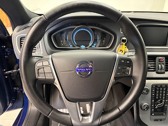 Volvo V40 9 of 20
