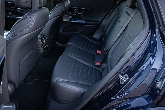 Mercedes-Benz GLC300 d 14 of 22